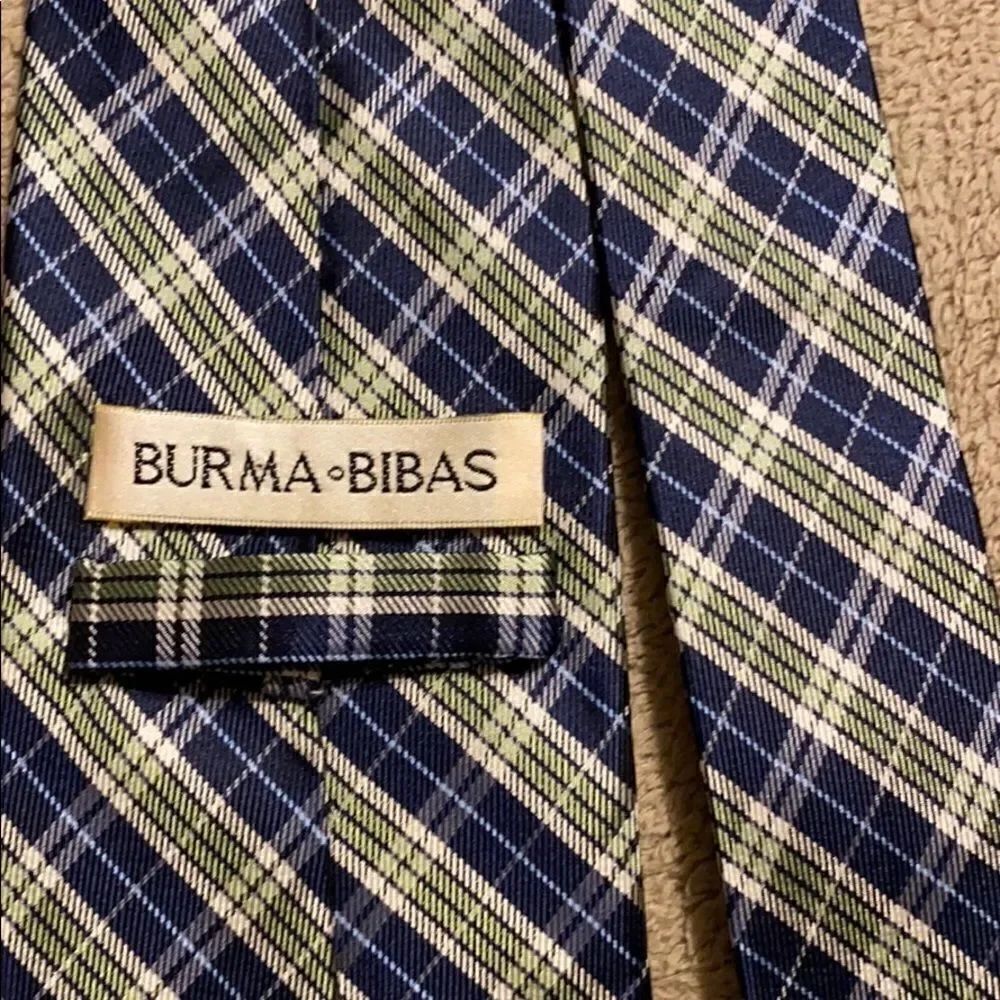 Burma Bibas Tie  - Picture 3 of 3
